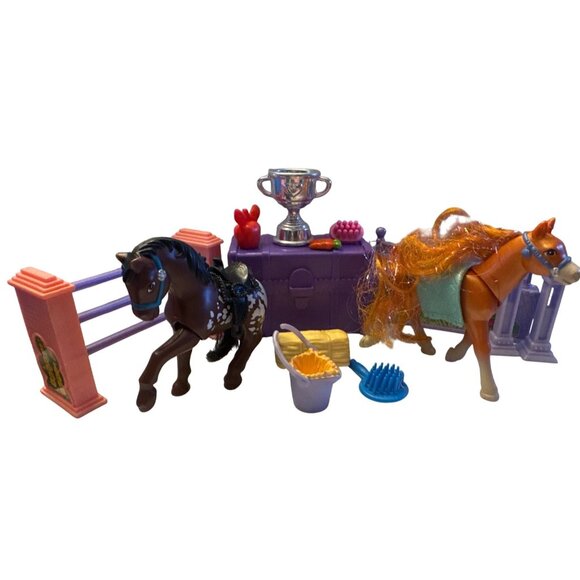 LPS Littlest Pet Shop 2 Ponies with accessories Jumps Grooming Tools & Trophy - Picture 1 of 4